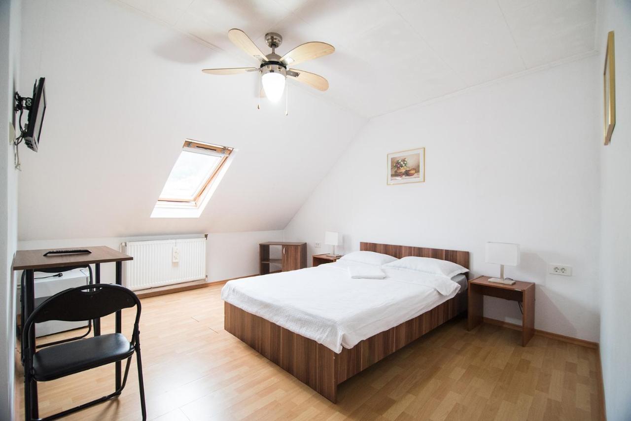 Hostel Transylvania